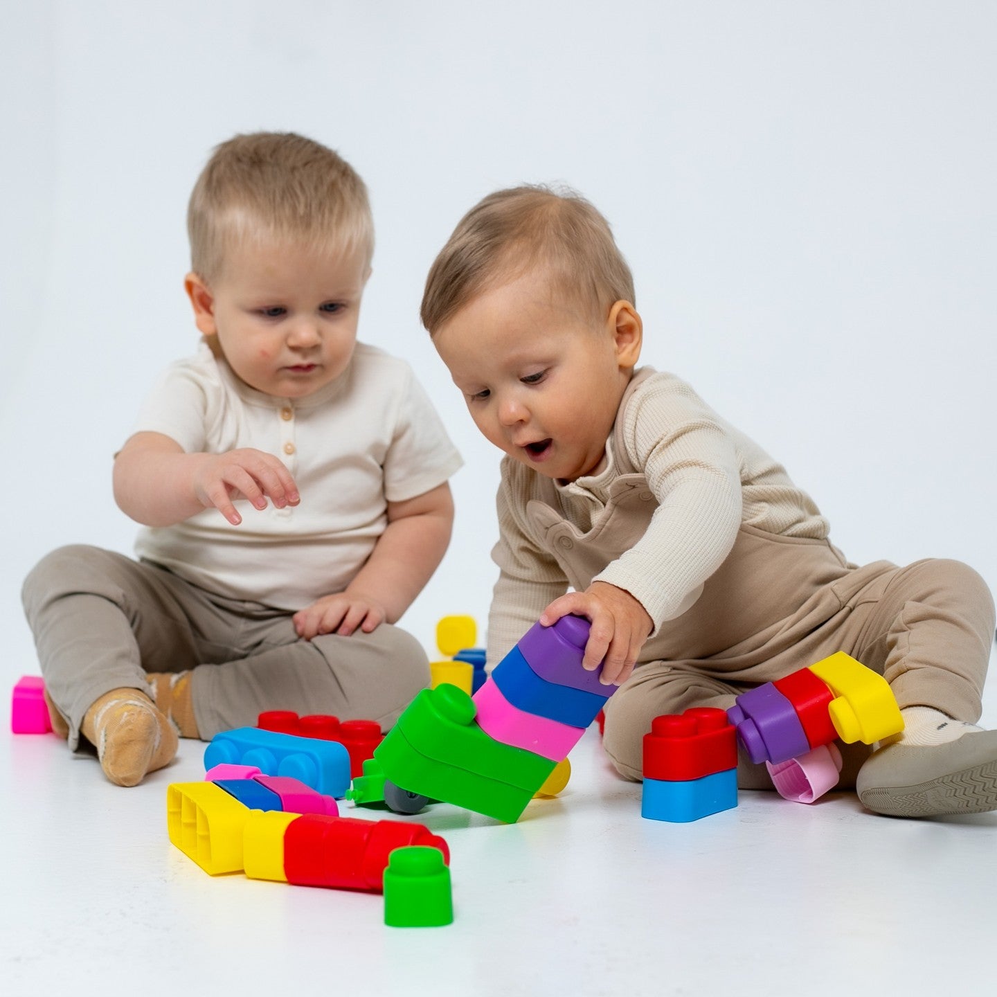 Soft building blocks for babies safe play Cyprus παιχνίδι για μωρά ασφάλεια